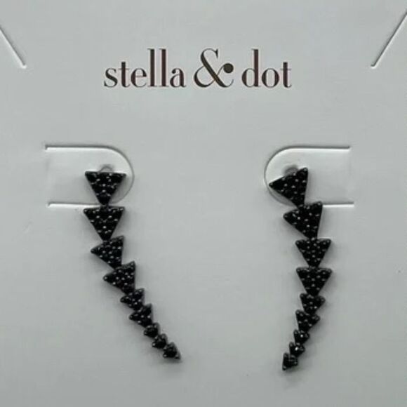 NEW ~ RARE stella & dot ~ black triangle ear climber ~ hematite pave - Picture 9 of 9